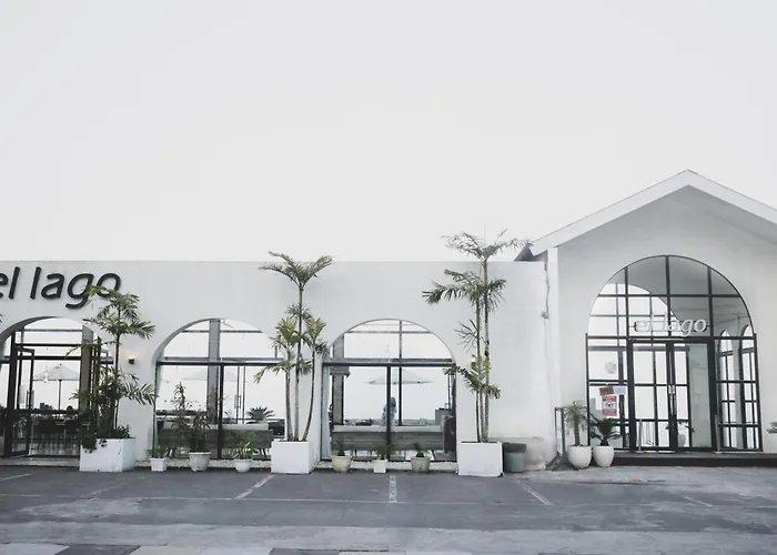 El 酒店 *